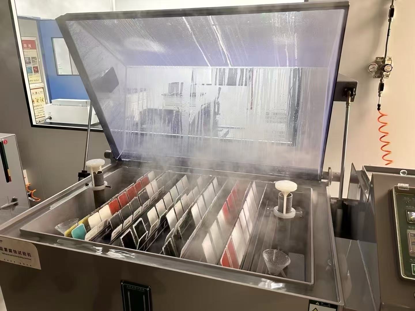 Előre bevont acél sóspray-vizsgálata-